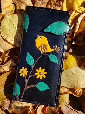 SHAGWEAR "YELLOW BIRD" LARGE WALT0687. NEW